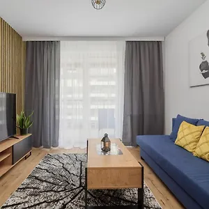 Apartament With 2 Bedrooms & Parking By Renters, Wrocław